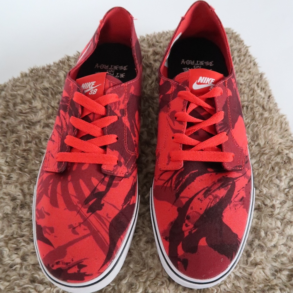 NIKE Braata LR NF Red Camo Canvas Shoes